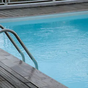  Apartment With Swimming Pool 80 Meters Near The Frankreich